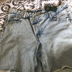 WILD FABLE SIZE:16 COLOR: BLUE DENIM STYLE: HIGH RISE SHORTS
